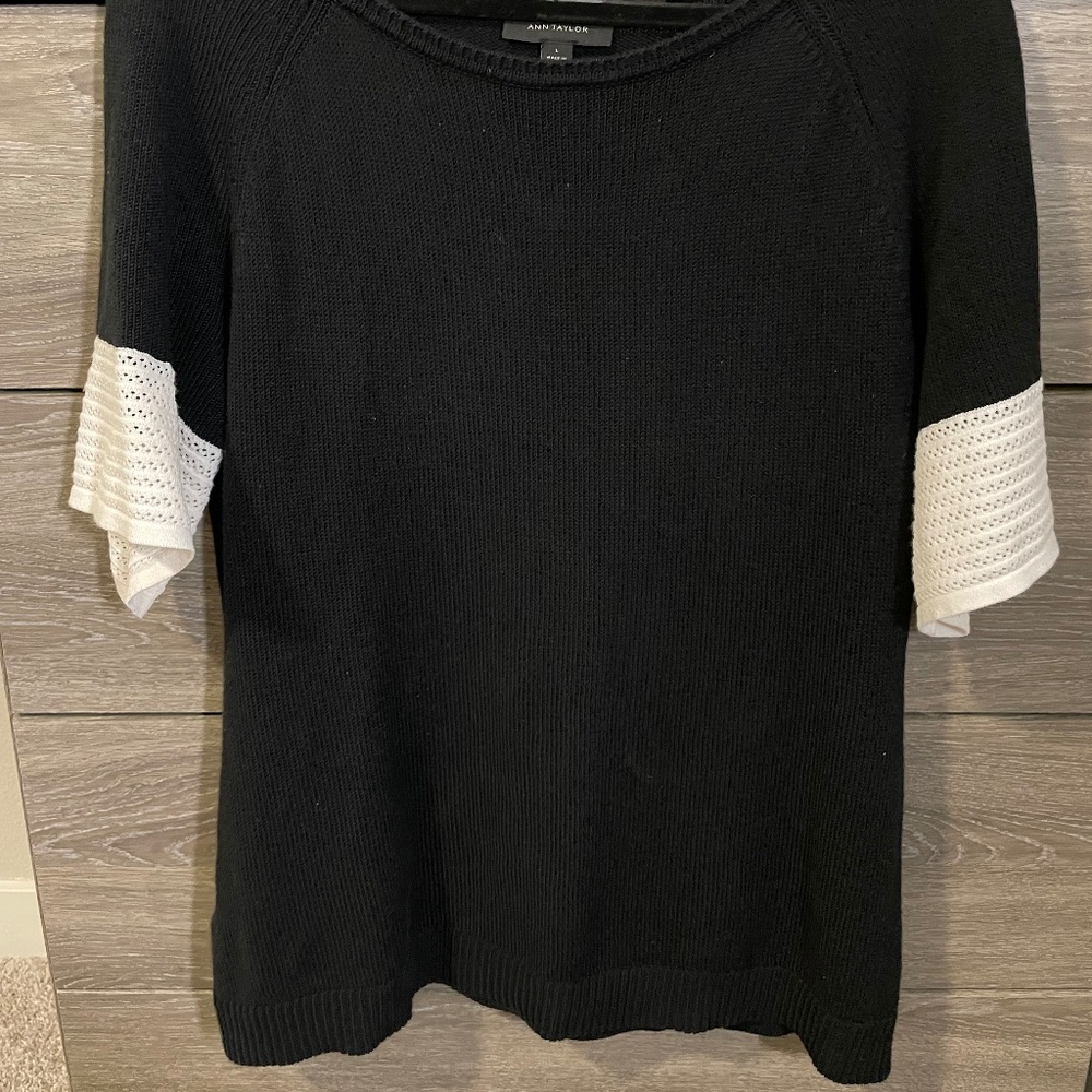 Ann Taylor Large Black Sweater